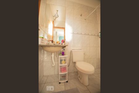 Casa de condomínio à venda com 129m², 3 quartos e 3 vagasbanheiro