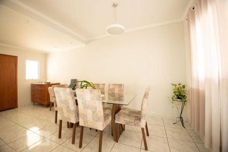 Casa de condomínio à venda com 129m², 3 quartos e 3 vagassala de jantar