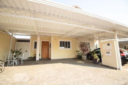 Casa de condomínio à venda com 129m², 3 quartos e 3 vagasfachada