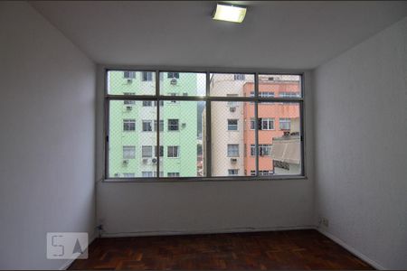 Sala de apartamento para alugar com 2 quartos, 64m² em Humaitá, Rio de Janeiro