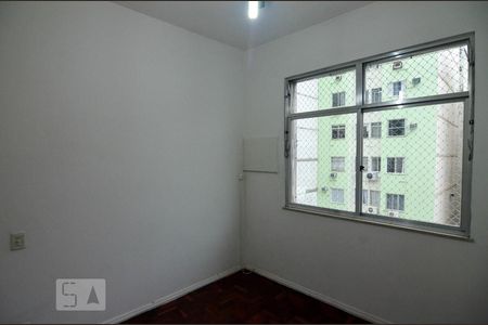 Quarto 1 de apartamento para alugar com 2 quartos, 64m² em Humaitá, Rio de Janeiro