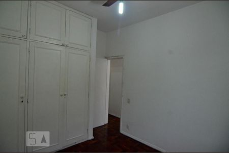 Quarto 1 de apartamento para alugar com 2 quartos, 64m² em Humaitá, Rio de Janeiro