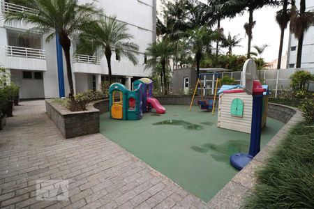 Apartamento para alugar com 77m², 2 quartos e 2 vagasÁrea comum