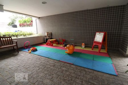 Apartamento para alugar com 77m², 2 quartos e 2 vagasÁrea comum