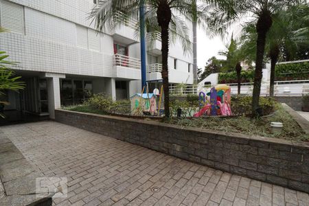 Apartamento para alugar com 77m², 2 quartos e 2 vagasFachada