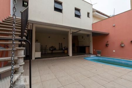 Casa à venda com 242m², 3 quartos e 5 vagasÁrea comum - Piscina