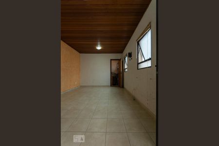 Casa à venda com 242m², 3 quartos e 5 vagassuíte 3