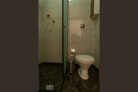 Casa à venda com 242m², 3 quartos e 5 vagasBanheiro