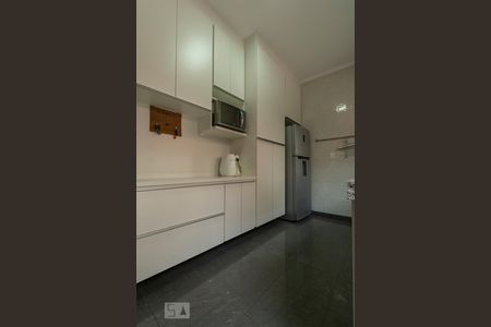Casa à venda com 242m², 3 quartos e 5 vagasCozinha