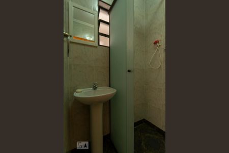 Casa à venda com 242m², 3 quartos e 5 vagasBanheiro