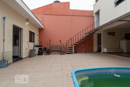 Casa à venda com 242m², 3 quartos e 5 vagasÁrea comum - Piscina