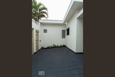 Casa à venda com 242m², 3 quartos e 5 vagasÁrea comum