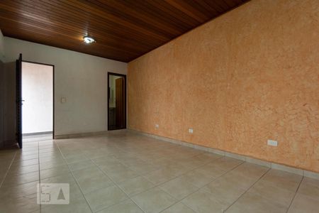 Casa à venda com 242m², 3 quartos e 5 vagassuíte 3