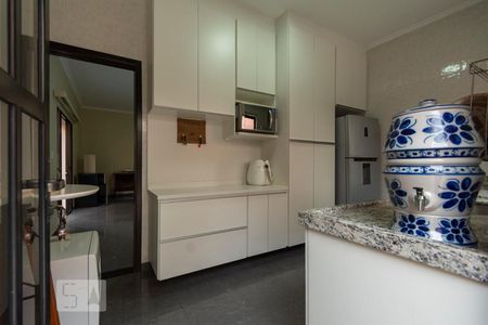 Casa à venda com 242m², 3 quartos e 5 vagasCozinha