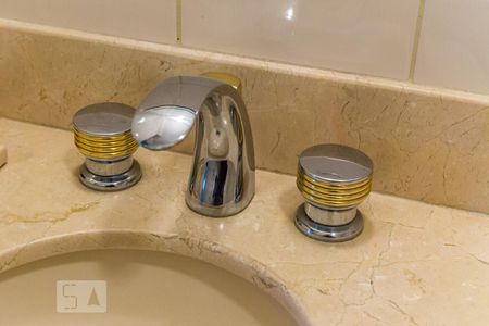 Apartamento à venda com 111m², 4 quartos e 2 vagasBanheiro social - Torneira