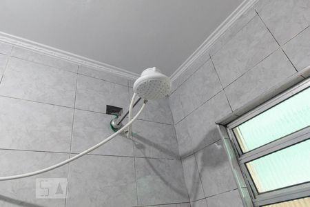 Banheiro de casa para alugar com 2 quartos, 100m² em Jardim Sapopemba, São Paulo