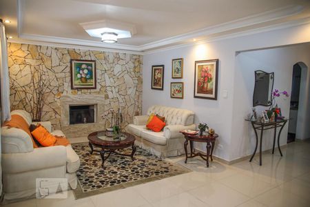 Casa para alugar com 250m², 3 quartos e 4 vagasSala de Estar