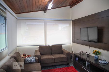 Casa para alugar com 250m², 3 quartos e 4 vagasEscritório