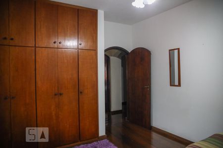 Casa para alugar com 250m², 3 quartos e 4 vagasQuarto 2