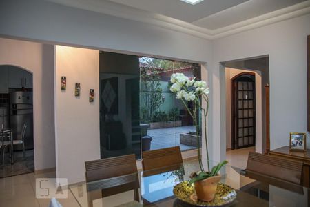 Casa para alugar com 250m², 3 quartos e 4 vagasSala de Jantar