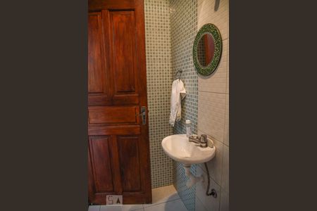 Casa para alugar com 250m², 3 quartos e 4 vagasBanheiro da Área Gourmet