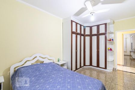 Casa à venda com 180m², 2 quartos e 2 vagas Casa à venda com 180m², 2 quartos e 2 vagasSuíte 1