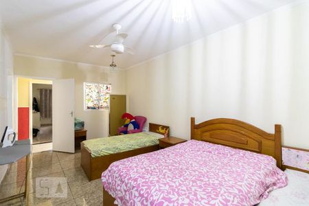 Casa à venda com 180m², 2 quartos e 2 vagas Casa à venda com 180m², 2 quartos e 2 vagasSuíte 2