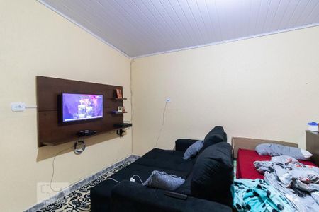 Casa à venda com 180m², 2 quartos e 2 vagas Casa à venda com 180m², 2 quartos e 2 vagasSala