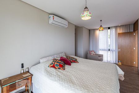 Casa de condomínio à venda com 500m², 4 quartos e 6 vagasQuarto 1