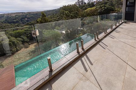 Casa de condomínio à venda com 500m², 4 quartos e 6 vagasVaranda do Quarto