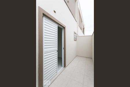 Casa de condomínio para alugar com 40m², 1 quarto e sem vagaQuintal