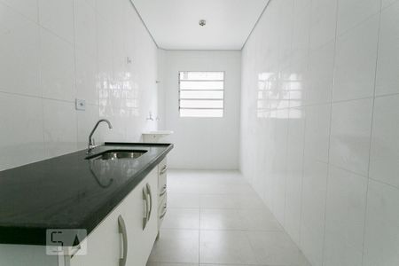 Casa de condomínio para alugar com 40m², 1 quarto e sem vagaCozinha e Área de Serviço