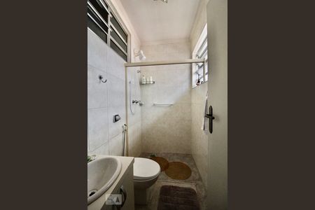 Casa para alugar com 220m², 3 quartos e 2 vagas Casa para alugar com 220m², 3 quartos e 2 vagasBanheiro da Suíte