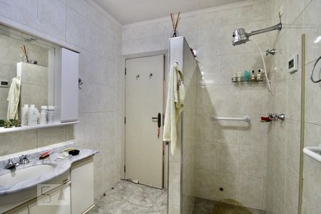 Casa para alugar com 220m², 3 quartos e 2 vagas Casa para alugar com 220m², 3 quartos e 2 vagasBanheiro 2