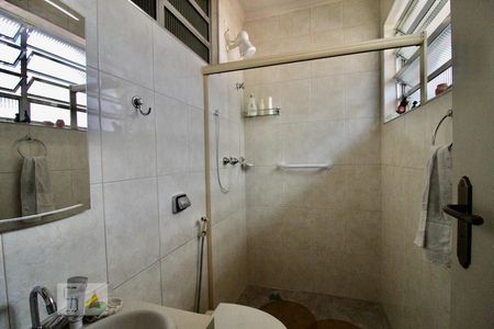 Casa para alugar com 220m², 3 quartos e 2 vagas Casa para alugar com 220m², 3 quartos e 2 vagasBanheiro da Suíte