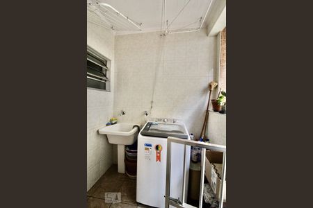 Casa para alugar com 220m², 3 quartos e 2 vagas Casa para alugar com 220m², 3 quartos e 2 vagasLavanderia