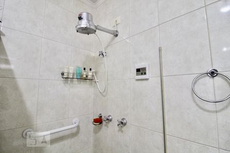 Casa para alugar com 220m², 3 quartos e 2 vagas Casa para alugar com 220m², 3 quartos e 2 vagasBanheiro 2