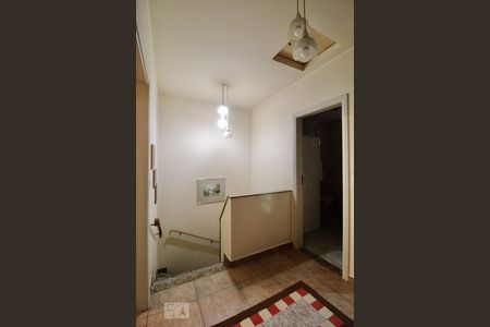 Casa para alugar com 220m², 3 quartos e 2 vagas Casa para alugar com 220m², 3 quartos e 2 vagasCorredor