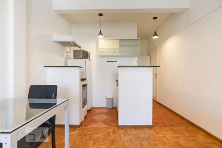 Sala de kitnet/studio para alugar com 1 quarto, 30m² em Vila Buarque, São Paulo