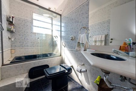 Apartamento à venda com 230m², 4 quartos e 2 vagasBanheiro