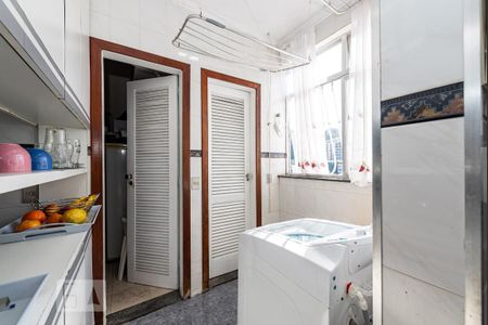 Apartamento à venda com 230m², 4 quartos e 2 vagasÁrea de Serviço