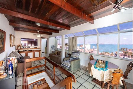 Apartamento à venda com 230m², 4 quartos e 2 vagasCobertura - Sala