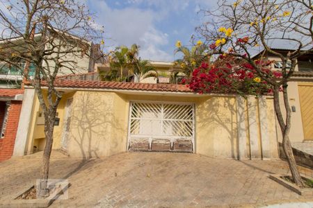 Casa à venda com 350m², 3 quartos e 5 vagasFachada