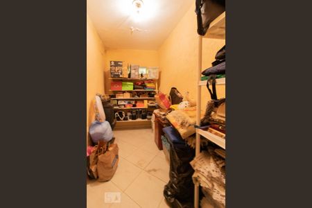 Casa à venda com 350m², 3 quartos e 5 vagasDepósito