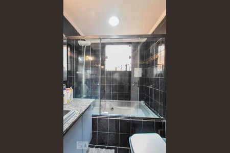 Casa para alugar com 320m², 3 quartos e 4 vagasBanheiro Suíte 01