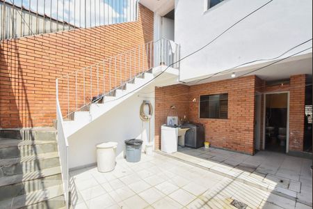 Casa para alugar com 320m², 3 quartos e 4 vagasQuintal