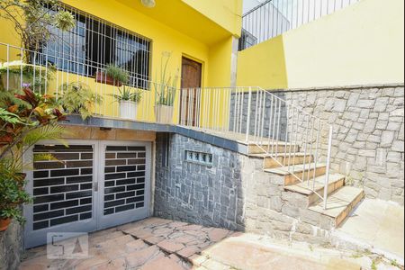 Casa para alugar com 320m², 3 quartos e 4 vagasEntrada Social