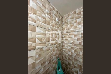 Casa à venda com 120m², 3 quartos e 2 vagasDetalhe Banheiro 2