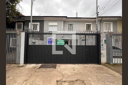 Casa à venda com 120m², 3 quartos e 2 vagasFachada