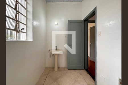 Casa à venda com 120m², 3 quartos e 2 vagasBanheiro 1